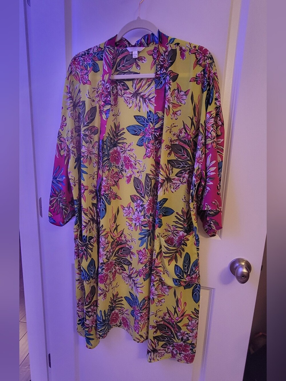 Floral Kimono Robe in Yellow and Pink Size L